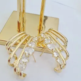BRINCO EAR CUFF LINHA LUXO MORCEGO ZIRCÔNIAS BRANCAS