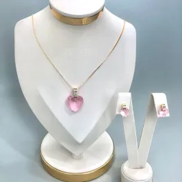 CONJUNTO CORAÇÃO PEDRA ROSA, CONTRA ARGOLA COM ZIRCÔNIAS