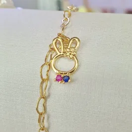 PULSEIRA ELOS CORAÇÃO C/ PINGENTE DE COELHO C/ 2 ZIRCÔNIAS