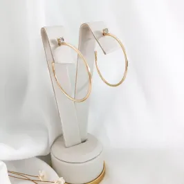 ARGOLA LISA COM ZIRCÔNIA FIXA