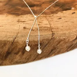 COLAR GRAVATINHA 65cm COM DUAS PÉROLAS PRATA