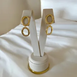 BRINCO DOIS CÍRCULOS PENDURADOS