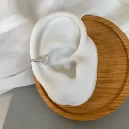 PIERCING FAKE CORAÇÃO VAZADO CRAVEJADO PRATA