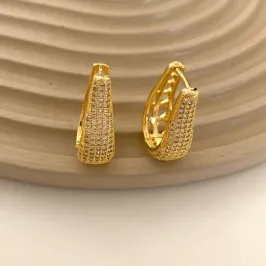 ARGOLA OVAL DE ENCAIXE CRAVEJADA 2,3cm