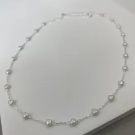 CHOKER CORAÇÕES DE PÉROLA PRATA