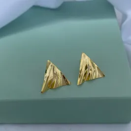 BRINCO TRIÂNGULO ORGÂNICO