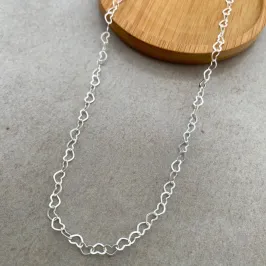 CHOKER CORAÇÕES ENTRELAÇADOS