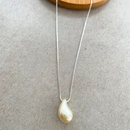 COLAR GOTA HAILEY PÉROLA