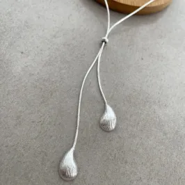 COLAR GOTAS TEXTURIZADAS REGULÁVEL FRONTAL