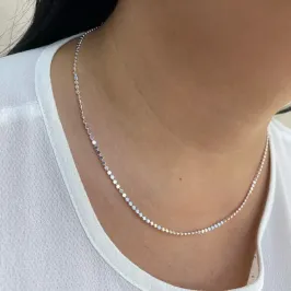 COLAR MINI ESFERAS ACHATADAS PRATA
