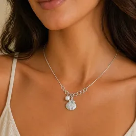 CHOKER COM ELOS CORAÇÕES COM CONCHA E PÉROLA