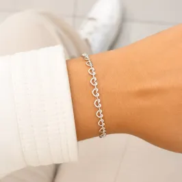 PULSEIRA CORAÇÕES VAZADOS ENTRE ELOS ACHATADOS