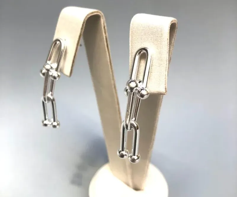 Brinco Elos Inspiração Tifi