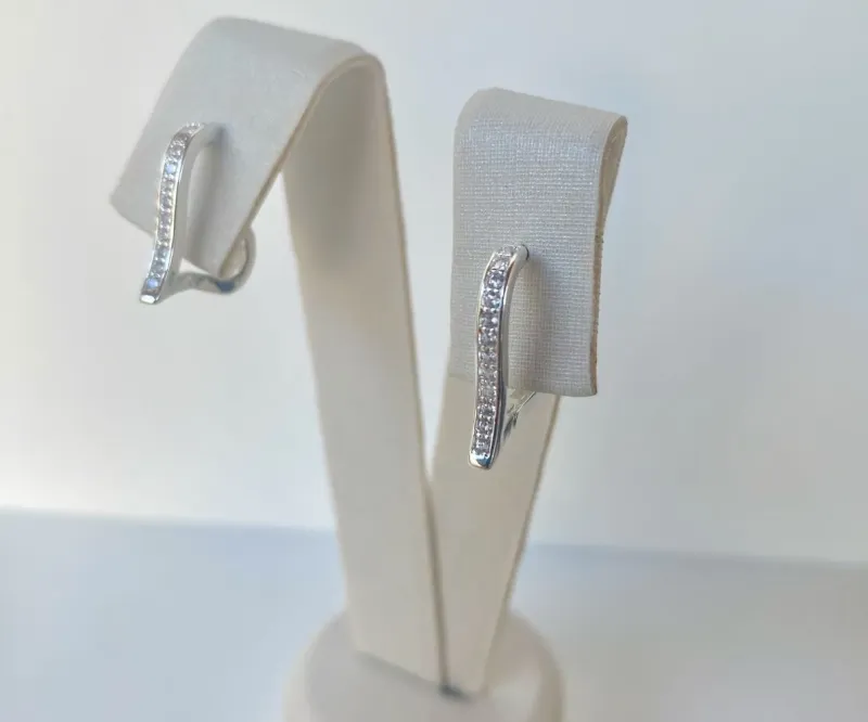 Brinco Coração c/ Micro Zircônia Cravejadas