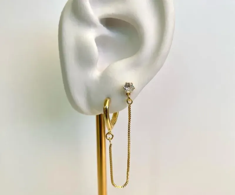 BRINCO EAR JACK CORAÇÃO C/ 1 PONTO DE LUZ