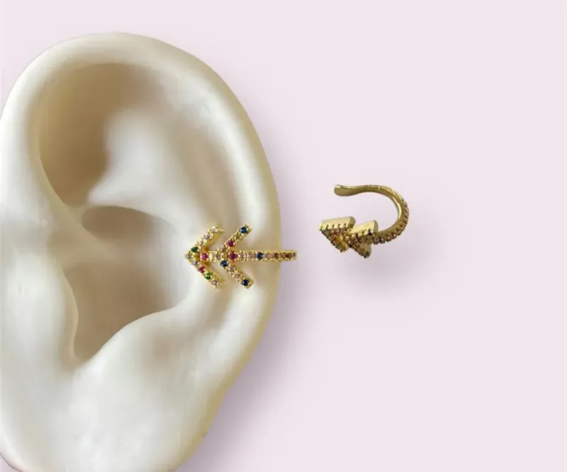 Piercing fake anatômico seta dupla cravejada colorida