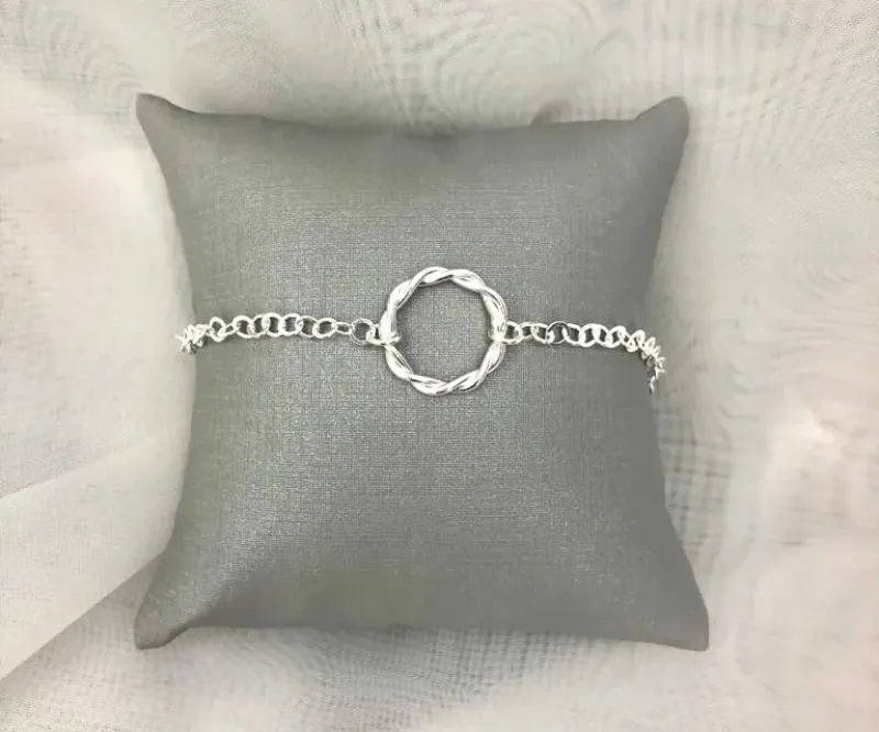 PULSEIRA CORRENTE ELO PORTUGUÊS C/ CÍRCULO TORCIDO