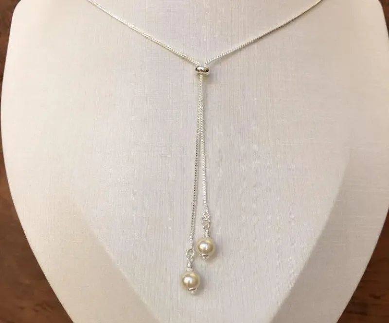 COLAR GRAVATINHA 65cm COM DUAS PÉROLAS PRATA