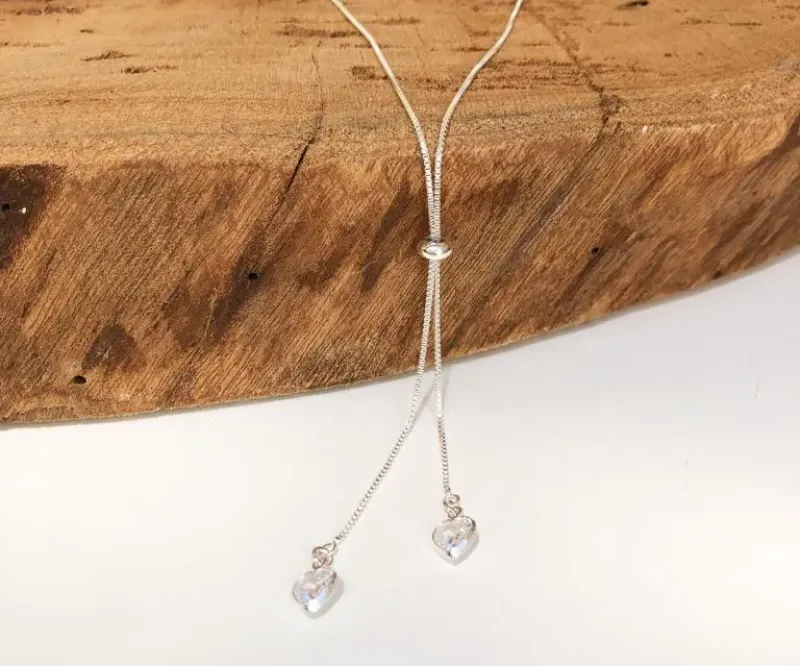 COLAR GRAVATINHA 65cm COM DOIS CORAÇÕES DE ZIRCÔNIA PRATA