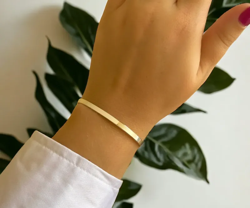 BRACELETE LISO ACHATADO PRATA