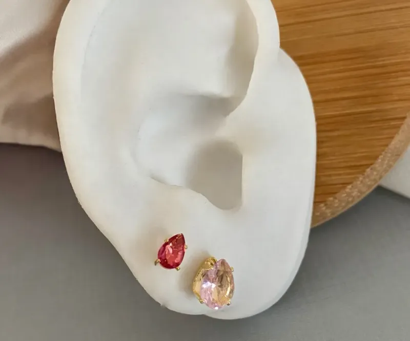 DUO DE BRINCO GOTAS DE ZIRCÔNIA ROSA CLARO E ESCURO