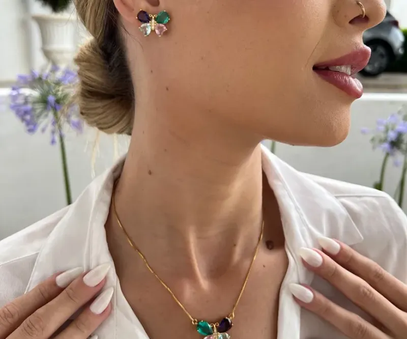 CONJUNTO BORBOLETA ASAS COLORIDAS