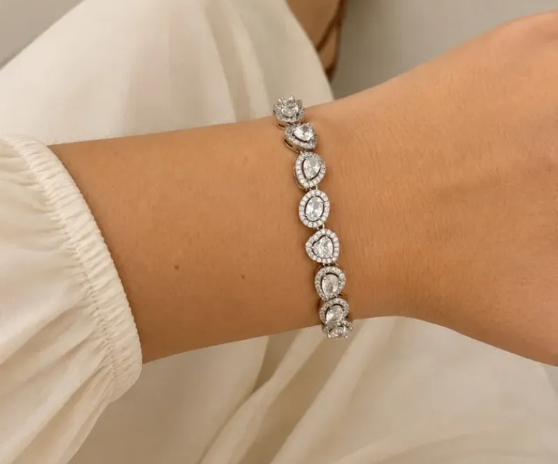 PULSEIRA LUXO CORAÇÃO, OVAIS E GOTAS NO MARFIM